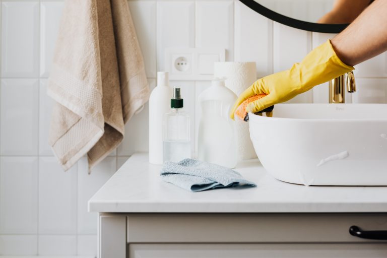 8 Naturally Antibacterial Cleaners to Safely Disinfect Your Home